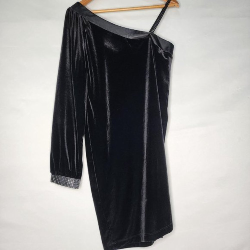 CYNTHIA ROWLEY Velvet Dress - Picture 2 of 7